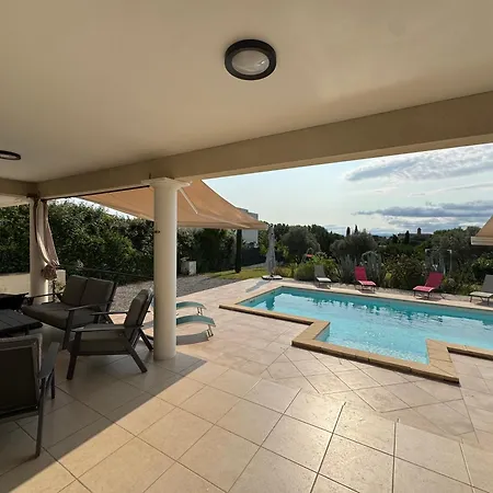 Villa Elegance Et Serenite Gignac
